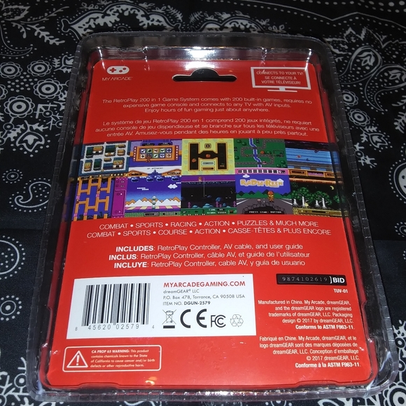 RETRO PLAY 200 BUILT IN GAMES PLUG IN PLAY - Picture 2 of 2